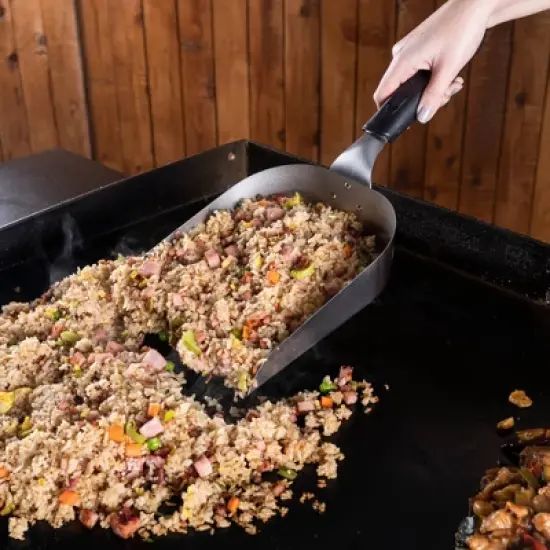 Blackstone 5621 Griddle Scoop: Durable Stainless Steel, Heat-Resistant, Outdoor Grill Tool image {4}