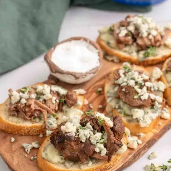 Athenos Crumbled Blue Cheese - 4.5oz image {7}