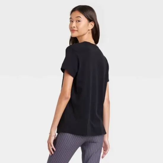 Women's Halloween Barbie Short Sleeve Graphic T-Shirt - Black image {1}