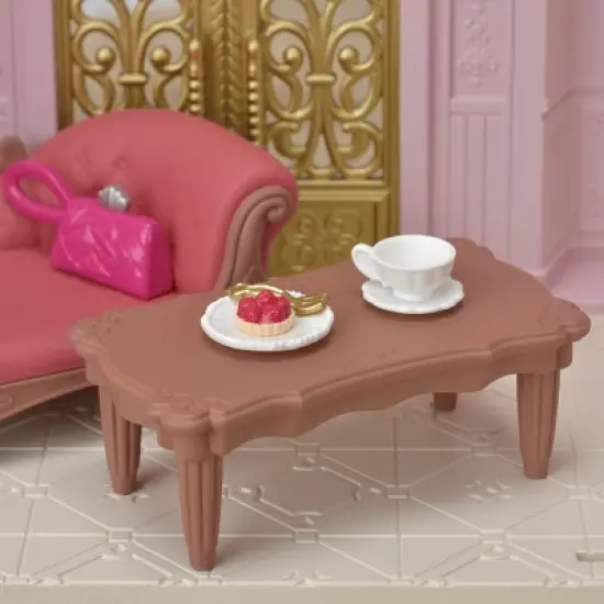 Calico Critters Town Series Designers Studio, Fashion Dollhouse Playset with Figure, Furniture and Accessories image {4}