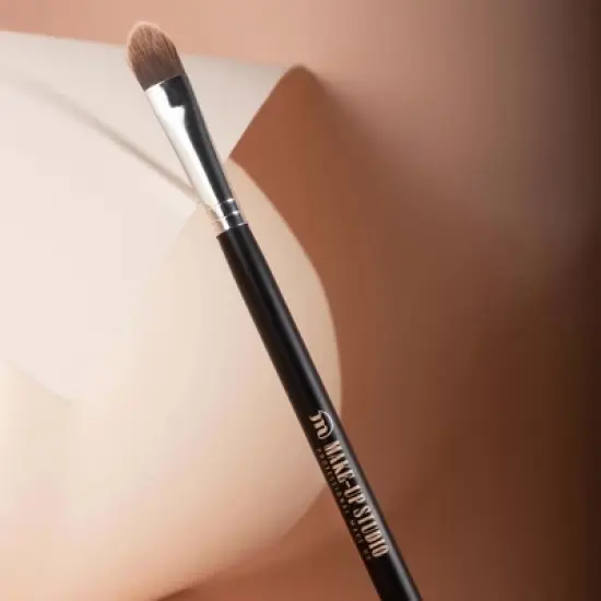 Eyeshadow Camouflage Age Nylon Brush - 25 by Make-Up Studio for Women - 1 Pc Brush image {3}