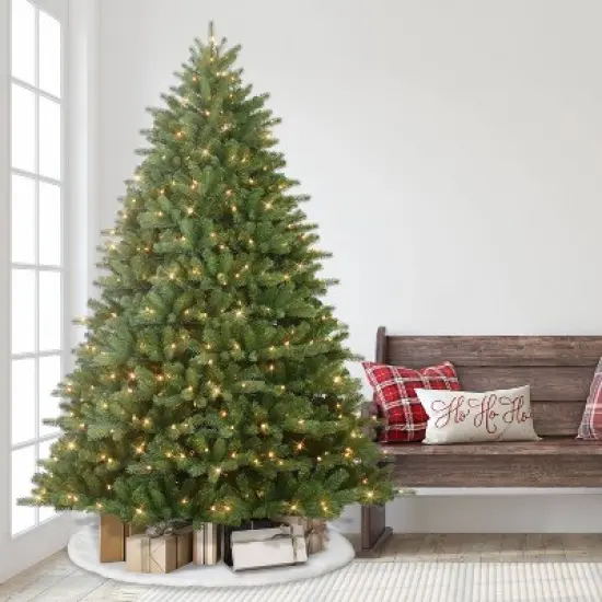6.5ft Pre-lit Artificial Christmas Tree Davenport Fir image {5}