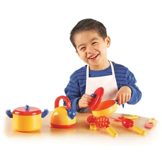 Learning Resources Pretend & Play Cooking Set,  10 Pieces, Ages 3+ image {1}