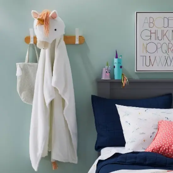 Unicorn Kids' Hooded Blanket - Pillowfort&trade; image {3}