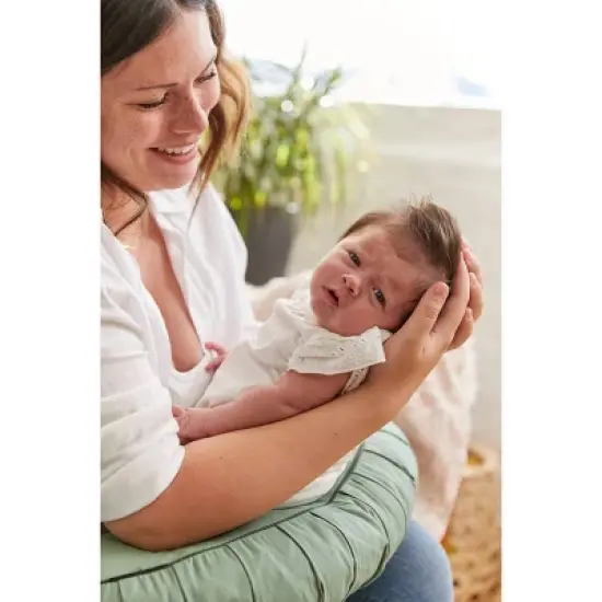 DockATot La Maman Wedge Nursing Pillow image {4}