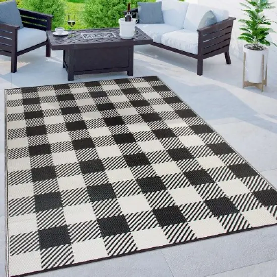 World Rug Gallery Buffalo Plaid Reversible Plastic Outdoor Rugs image {6}