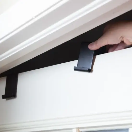 Hangin' Cat Condo image {5}