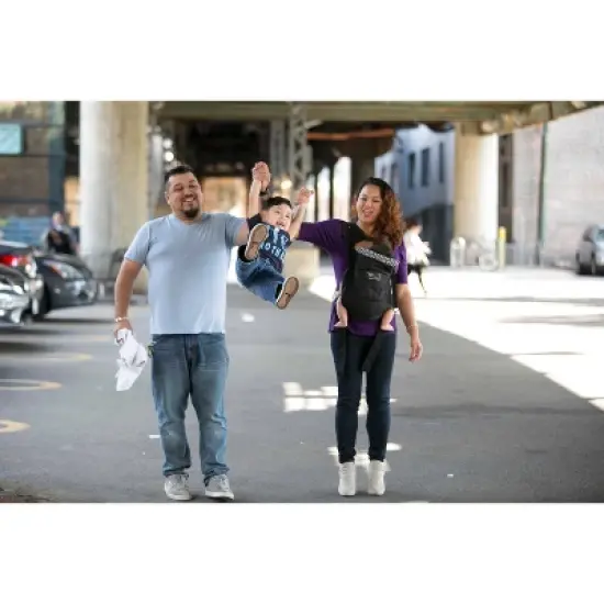 GoGoVie Premium Baby Carrier - Black image {15}