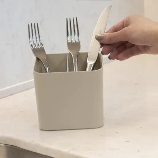 OU Utensil Holder with Removable Divider, Nonslip Cutlery Drainer, Scratch Resistant Finish with Built In Reservoir, Kitchen Sink Caddy image {3}