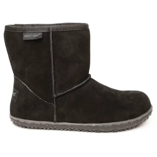 Minnetonka Women's Suede Backus Winter Boot image {2}