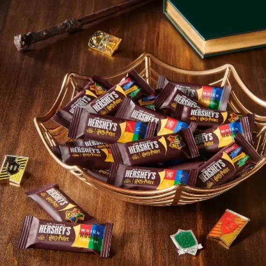 HERSHEY'S Milk Chocolate Harry Potter Halloween Candy Snack Size Box - 18.9oz/42pc image {2}