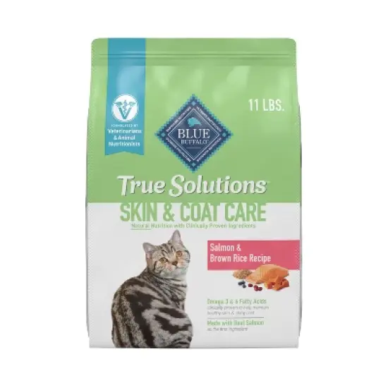 Blue Buffalo True Solutions Perfect Coat Skin and Coat Care Adult Salmon flavor Dry Cat Food image {14}