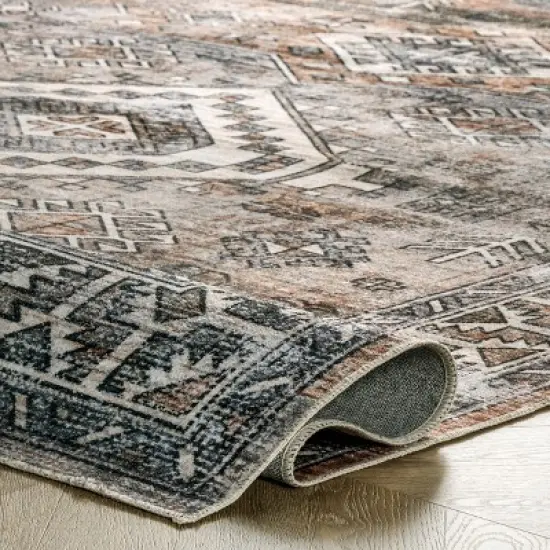 nuLOOM Bowie Machine Washable Pattern Area Rug image {3}