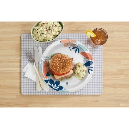 Dixie Everyday 10 1/16" Paper Plates image {7}