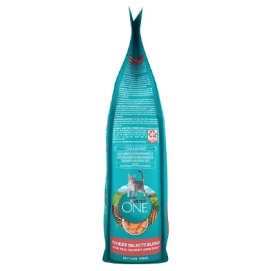 Purina ONE Tender Selects Blend with Real Salmon Adult Premium Dry Cat Food image {4}