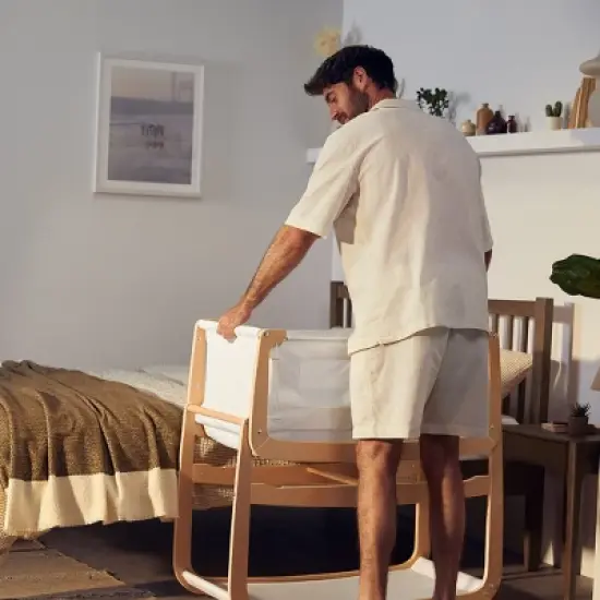 SnuzPod4 Bedside Sleeper Bassinet - Natural image {3}