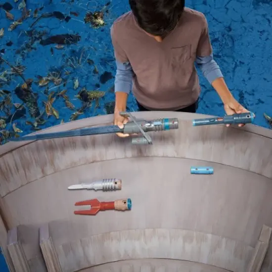 Star Wars Lightsaber Forge Ultimate Mandalorian Masterworks Set image {4}