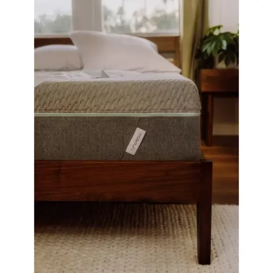 Tuft & Needle Mint 12" Memory Foam Mattress image {1}