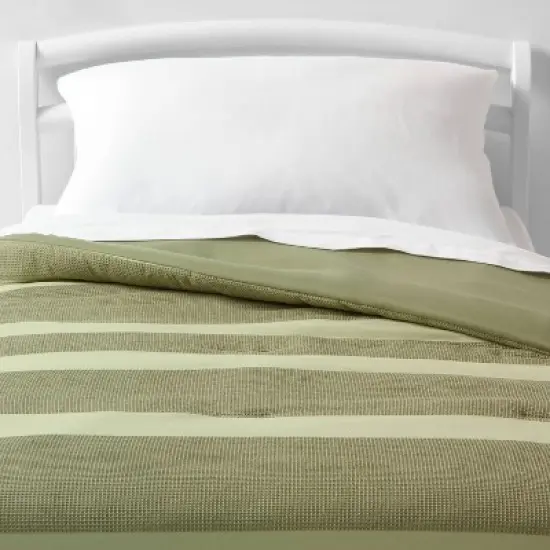 Toddler Waffle Striped Kids' Comforter - Pillowfort&trade; image {4}