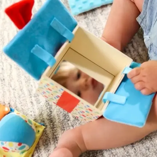 Melissa & Doug Wooden Surprise Gift Box Infant Toy (5pc) image {4}