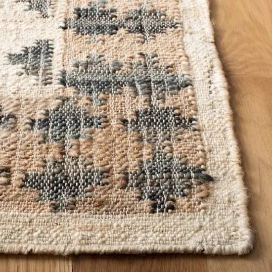 Kilim KLM755 Hand Woven Area Rug - Safavieh image {2}