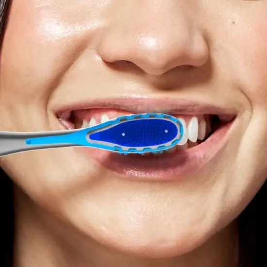 Colgate 360 Total Advanced Floss-Tip Bristles Toothbrush Soft image {1}