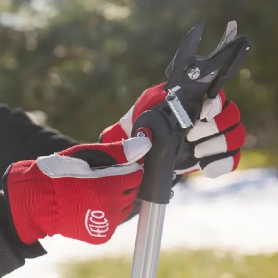 FELCO 290, Telescopic Pole Pruner, Over 8ft Reach, Featherweight image {2}