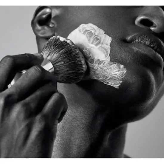 BEVEL Men's Shave Kit - Safety Razor, Shave Brush, Shave Cream, Pre Shave Oil, Post Shave Balm and 40 Blades - 6ct image {9}