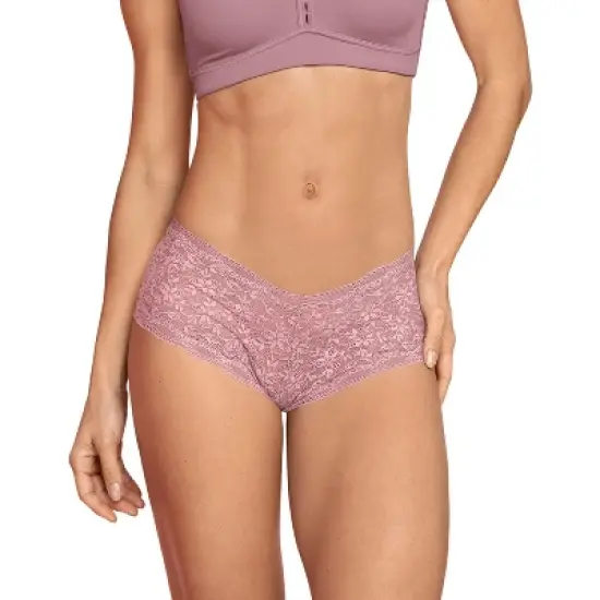 Leonisa  Hiphugger Style Panty in Modern Lace - image {10}