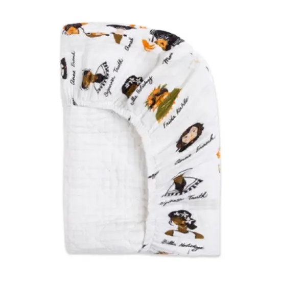 Babyletto Women In History Quilted Muslin Changing Pad Cover - White image {3}