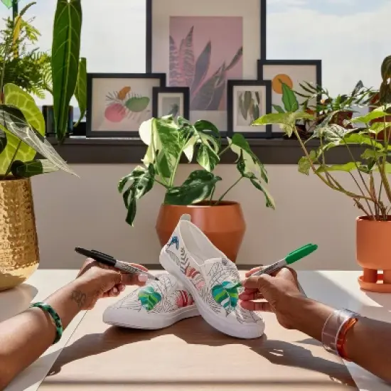 Sharpie 12pk Permanent Markers Brush and Ultra Fine Twin Assorted Colors image {2}