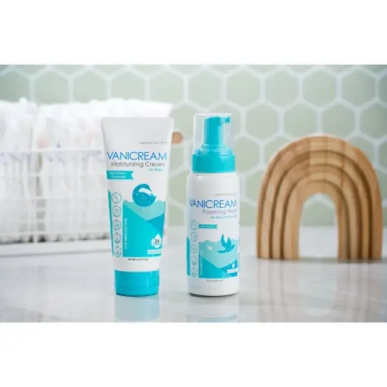 Vanicream Tear-Free Unscented Foaming Wash for Baby - 8 fl oz image {6}