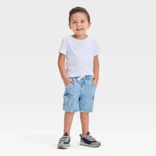 Toddler Boys' Pull-On Denim Cargo Shorts - Cat & Jack&trade; Light Wash image {2}