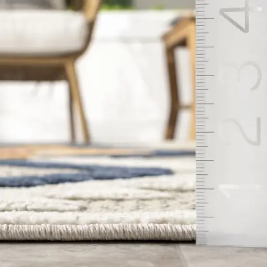 nuLOOM Valen Raised Geometric Indoor/Outdoor Patio Area Rug image {2}