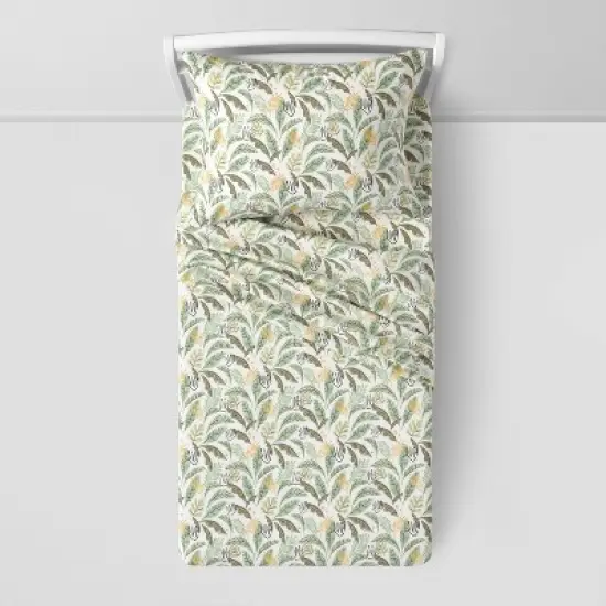 Botanical Cotton Kids' Sheet Set - Pillowfort&trade; image {1}