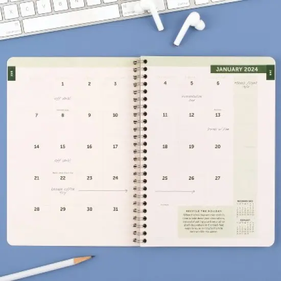 Cambridge 2024 Planner 8.5"x6.375" Weekly/Monthly Beach image {2}