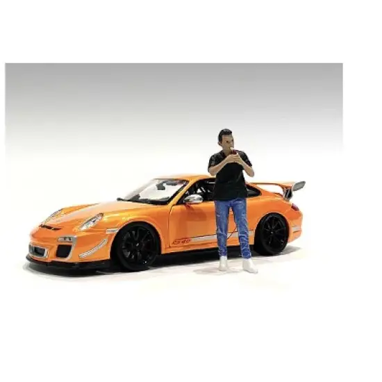 "Car Meet 1" Figurine VI for 1/18 Scale Models by American Diorama image {2}