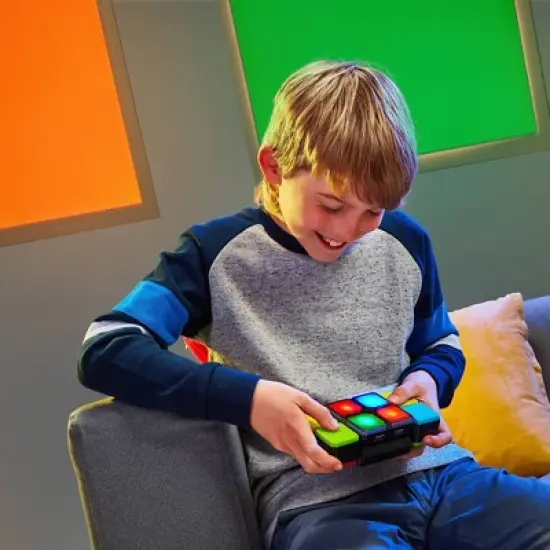 Moose Games Flipside Electronic Game: Memory Skills Educational Toy for 1-2 Players image {2}