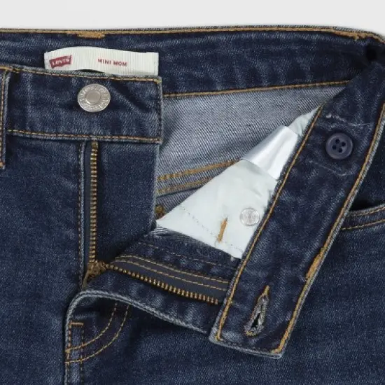 Levi's&reg; Girls' Mid-Rise Mini Mom Jeans - Light Wash image {4}