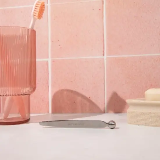 JAPONESQUE Shape & Soothe Tweezer Beauty Tool image {2}