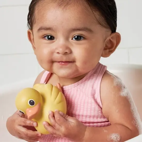 Itzy Ritzy Ducky Family image {1}