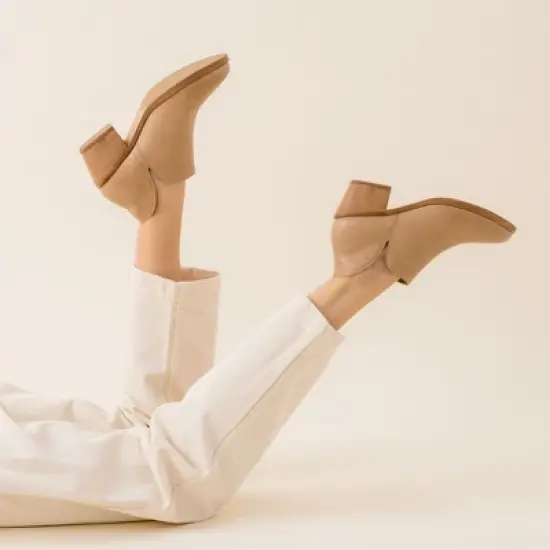 Nisolo Sustainable Women's Mia Everyday Ankle Bootie image {5}