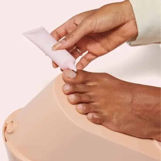 Olive & June Cuticle Remover - 1oz image {3}