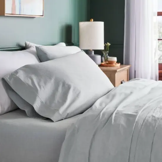 250 Thread Count Organic Percale Sheet Set - Threshold&trade; image {1}