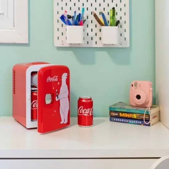 Coca-Cola Polar Bear 4L Cooler/Warmer 12V DC 110V AC Mini Fridge - Red image {11}