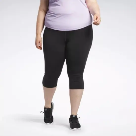 Workout Ready Basic Capri Leggings (Plus Size) image {7}
