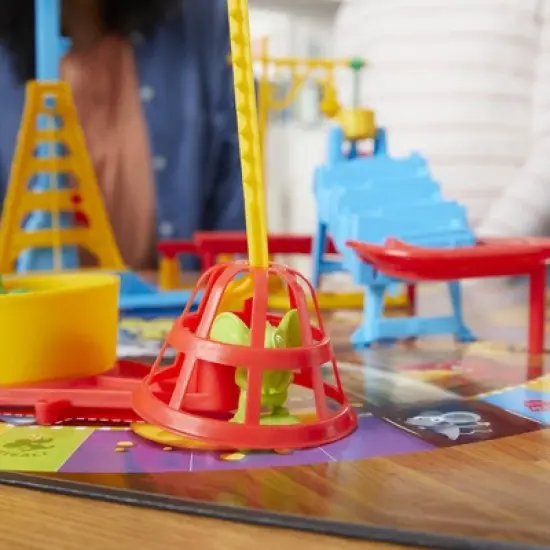 Classic Mouse Trap Board Game image {5}