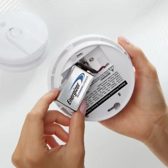 Energizer Ultimate Lithium 9V Batteries image {4}