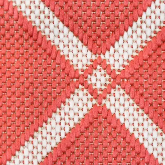 Garden Lattice Outdoor Rug - Threshold image {2}