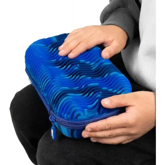 ZIPIT Wavy Pencil Case, Fidget Storage Pencil Box image {1}